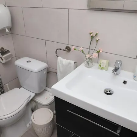 アパート Loft La Marina ネルハ